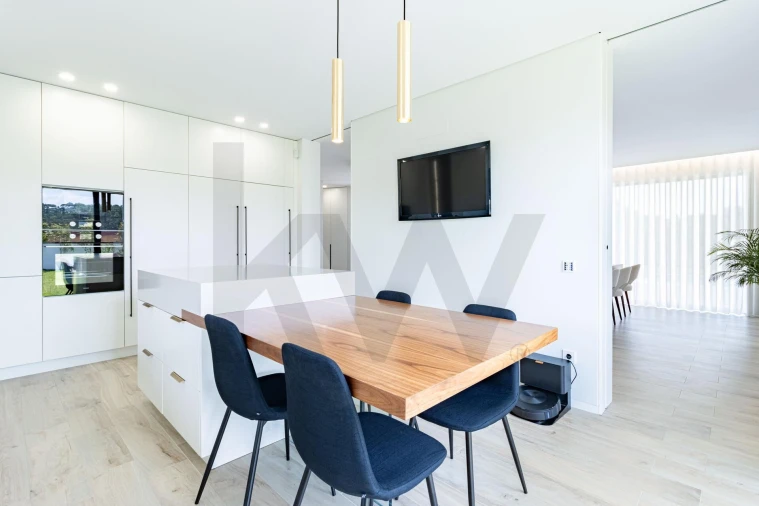 Moradia T3 para Venda em São Roque Foto 11