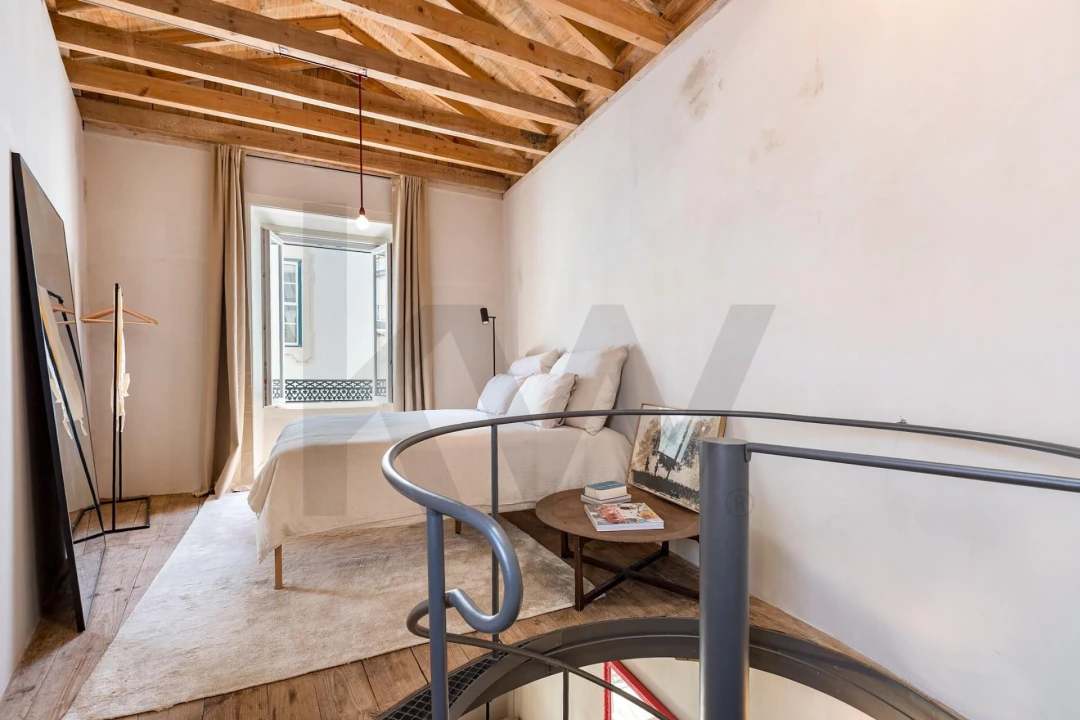 Prédio para Venda em Romeira e Várzea Foto 15