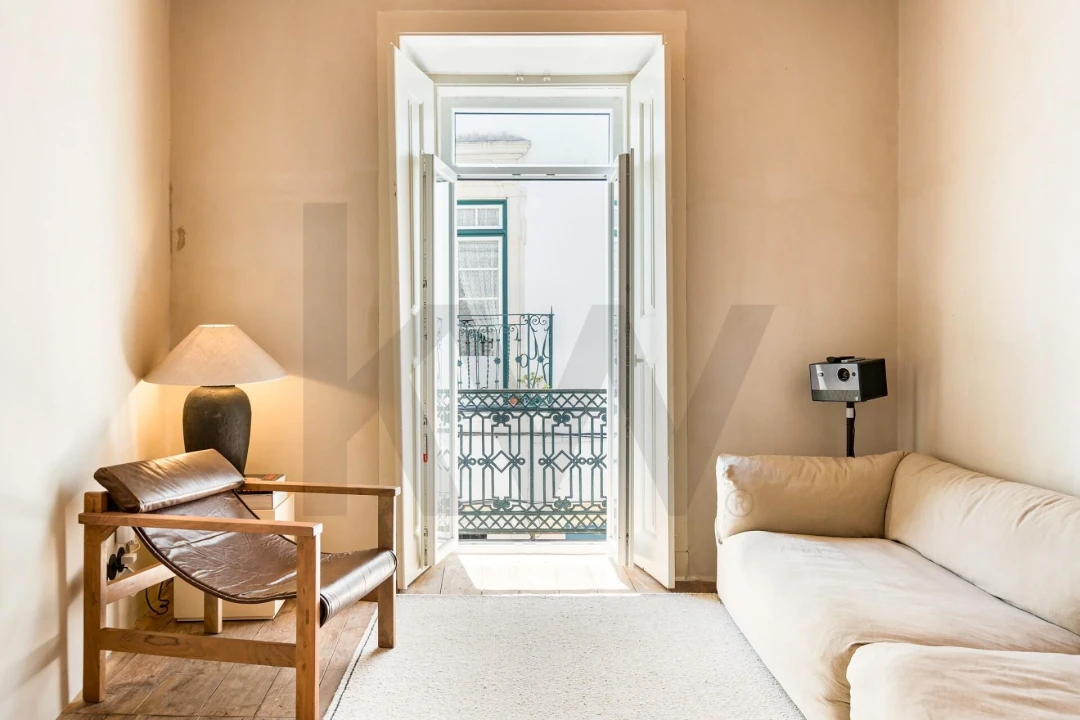 Prédio para Venda em Romeira e Várzea Foto 13