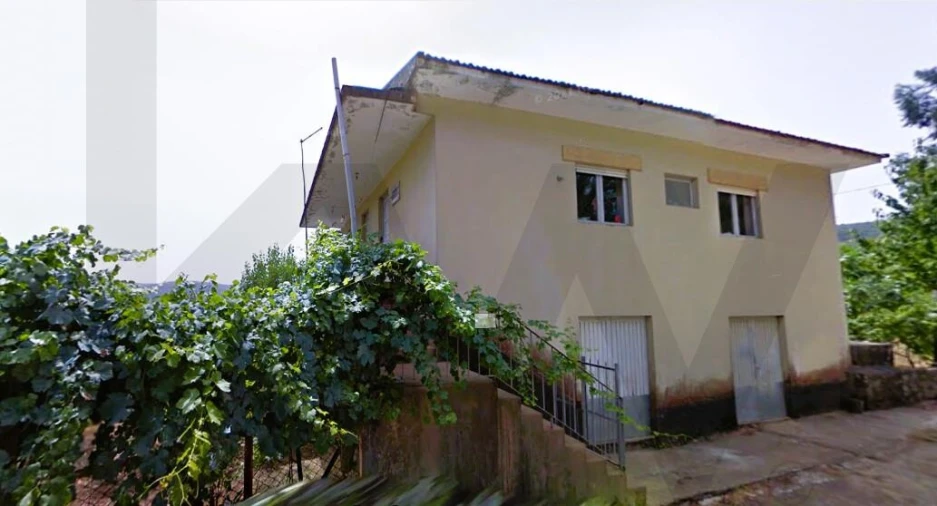 Quinta T3 para Venda em Santa Maria de Sardoura Foto 4