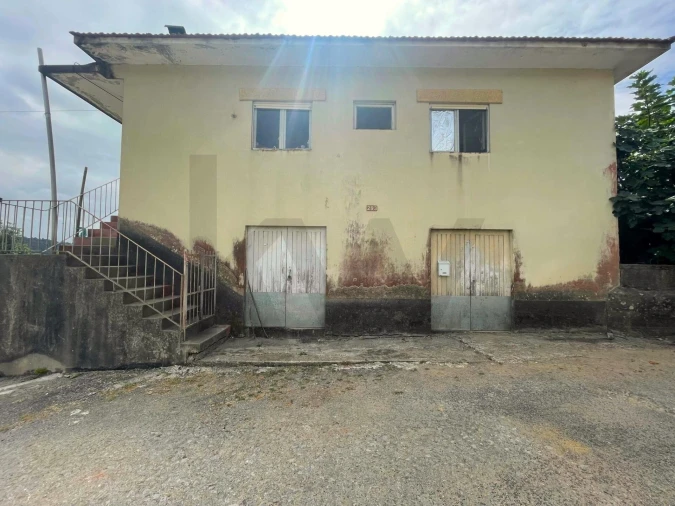Quinta T3 para Venda em Santa Maria de Sardoura Foto 5