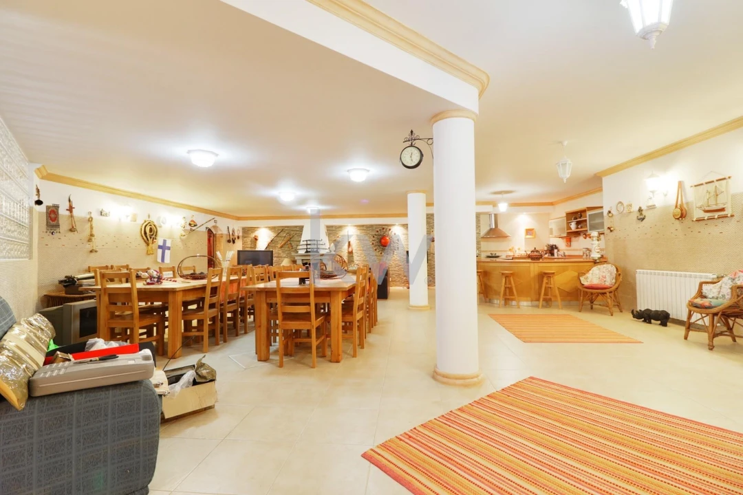 Moradia T4 para Venda em Amoreira Foto 19