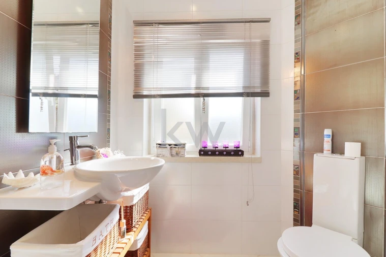 Moradia T4 para Venda em Amoreira Foto 13