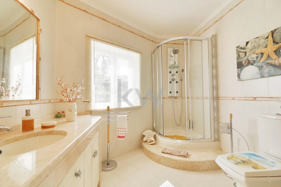 Moradia T4 para Venda em Amoreira Foto 14