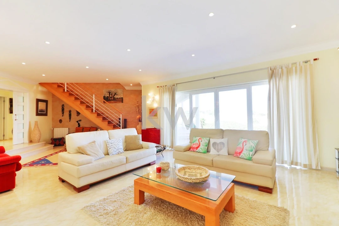 Moradia T4 para Venda em Amoreira Foto 5