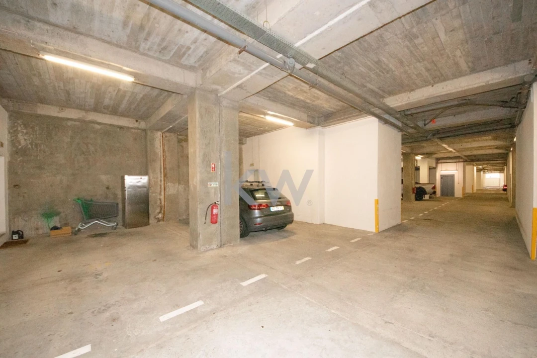 Apartamento T2 para Venda em Ponta Delgada (São Sebastião) Foto 32