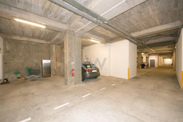 Apartamento T2 para Venda em Ponta Delgada (São Sebastião) Foto 32