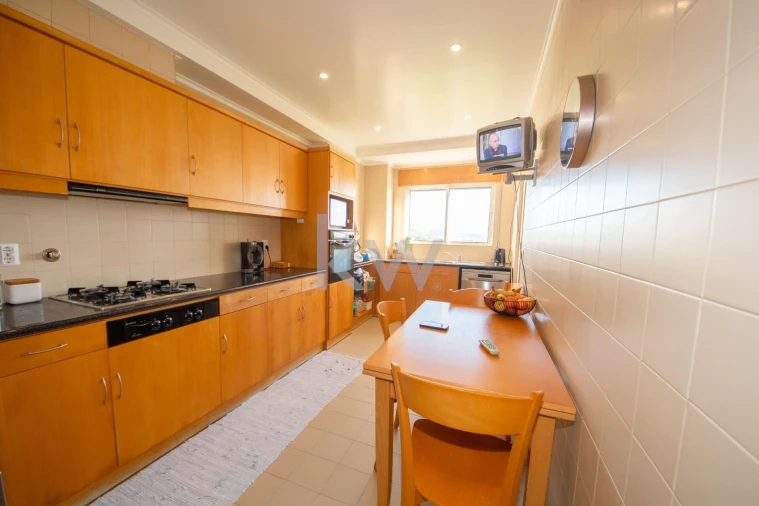 Apartamento T2 para Venda em Ponta Delgada (São Sebastião) Foto 3