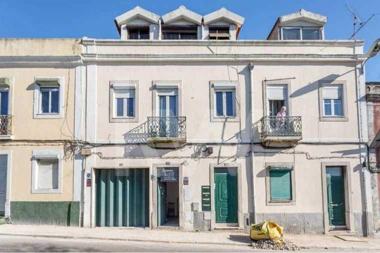 Negócio para Venda em Campo de Ourique Foto 2