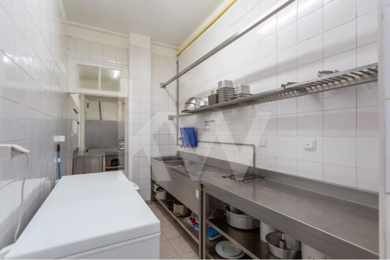 Negócio para Venda em Campo de Ourique Foto 14