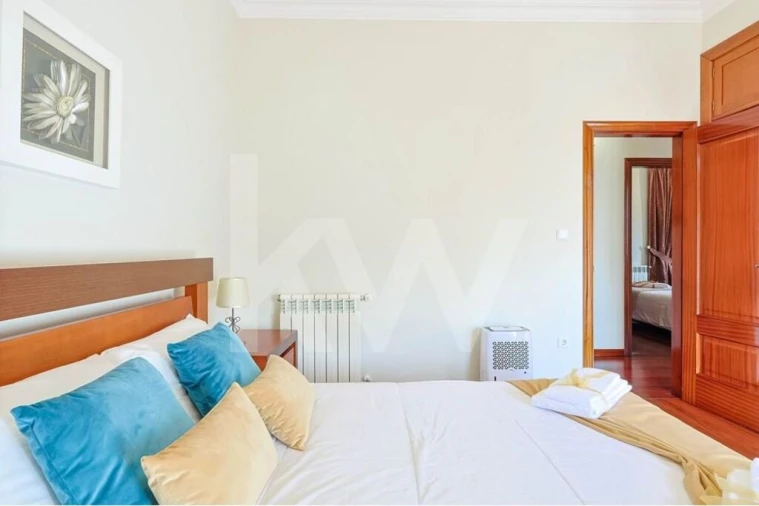 Moradia T5 para Venda em Covas Foto 37