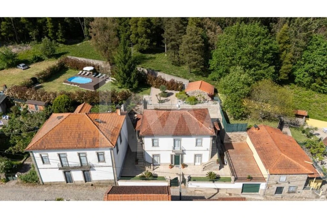 Moradia T5 para Venda em Covas Foto 40