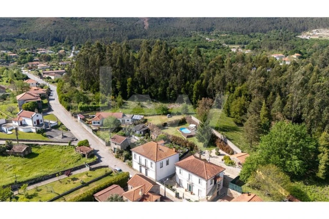 Moradia T5 para Venda em Covas Foto 42