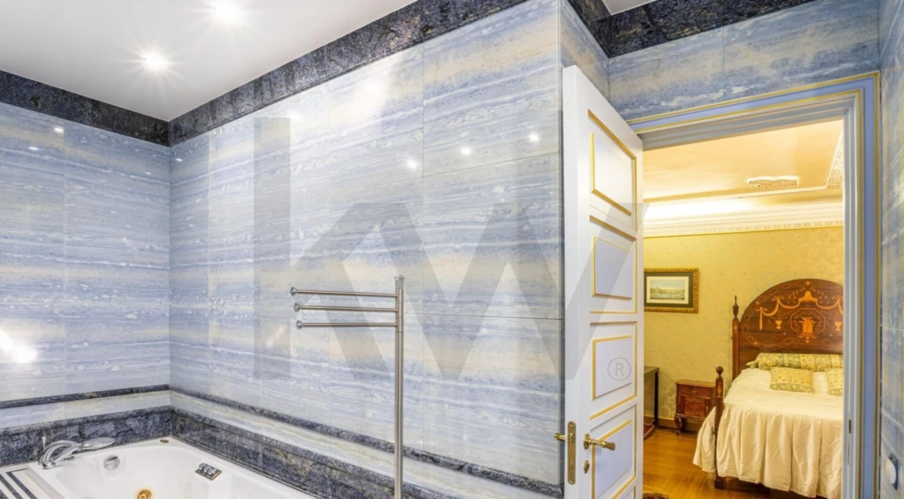 Moradia T5 para Venda em Luz Foto 18