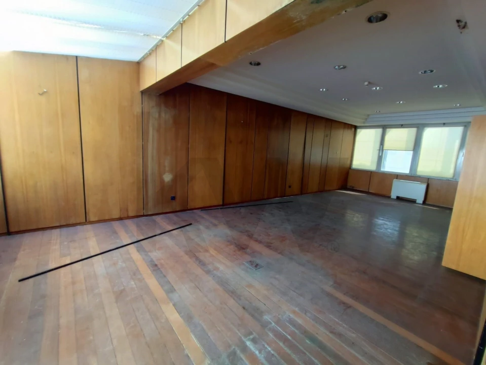 Armazém para Venda em Sacavém e Prior Velho Foto 5