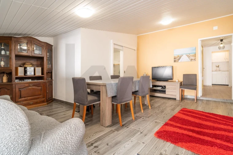 Moradia T2 para Venda em Samuel Foto 1