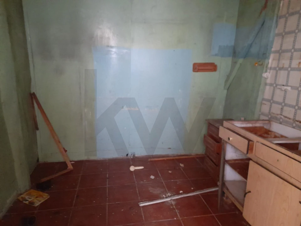 Prédio para Venda em Santa Marinha e São Pedro da Afurada Foto 44