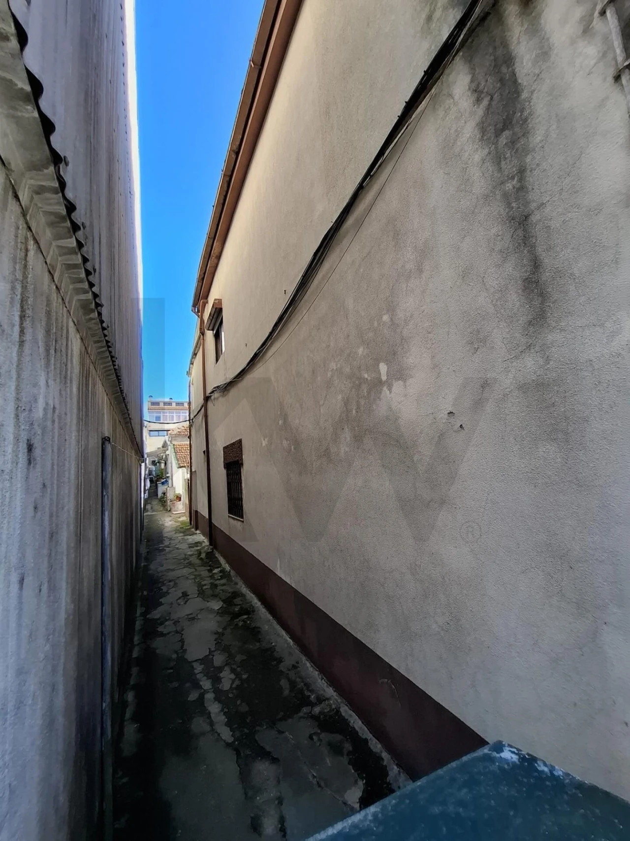 Prédio para Venda em Santa Marinha e São Pedro da Afurada Foto 4