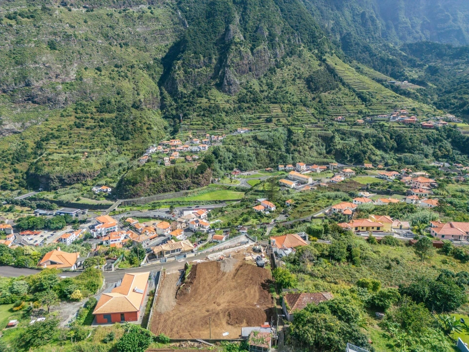 Moradia T4 para Venda em São Vicente Foto 26