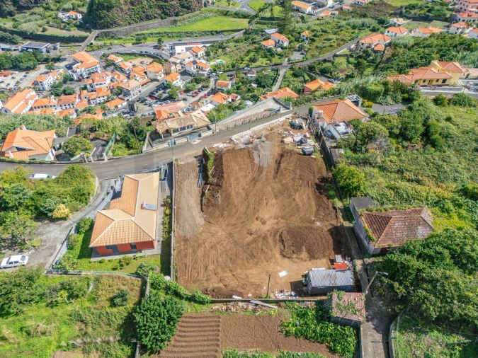 Moradia T4 para Venda em São Vicente Foto 12