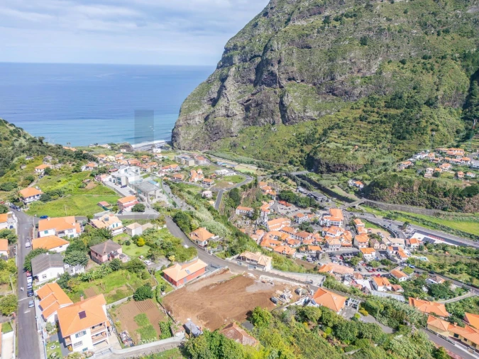 Moradia T4 para Venda em São Vicente Foto 29