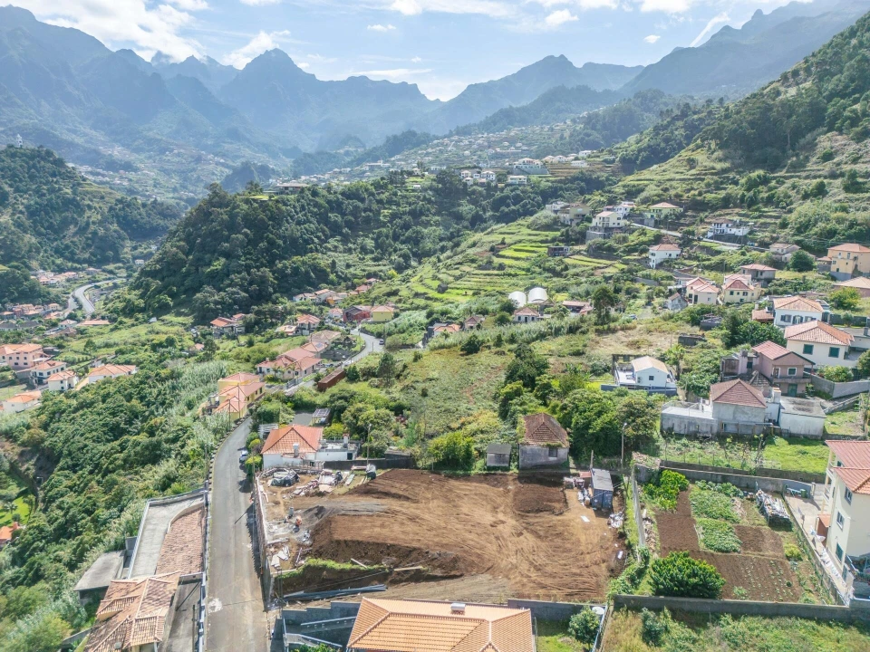 Moradia T4 para Venda em São Vicente Foto 24