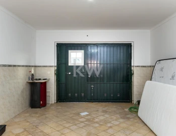 Moradia T5 para Venda em Azambuja