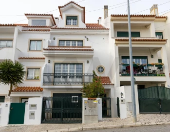 Moradia T5 para Venda em Azambuja