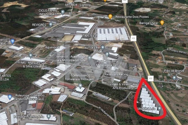 Armazém para Venda em Barrô e Aguada de Baixo Foto 12