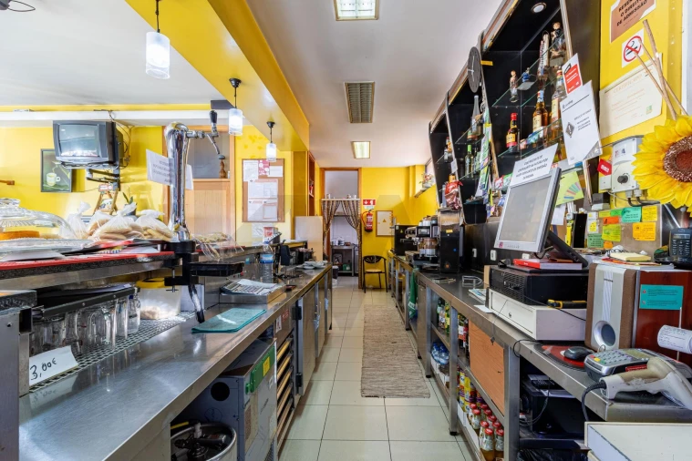 Loja para Venda em São João de Ver Foto 8