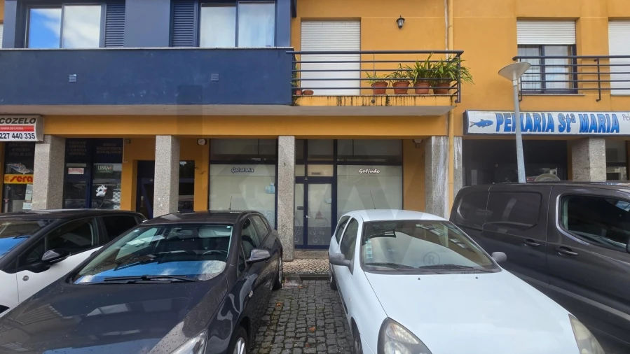 Loja para Venda em Santa Maria de Lamas Foto 3