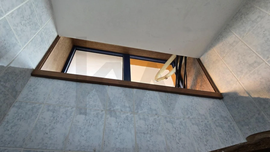 Loja para Venda em Santa Maria de Lamas Foto 11