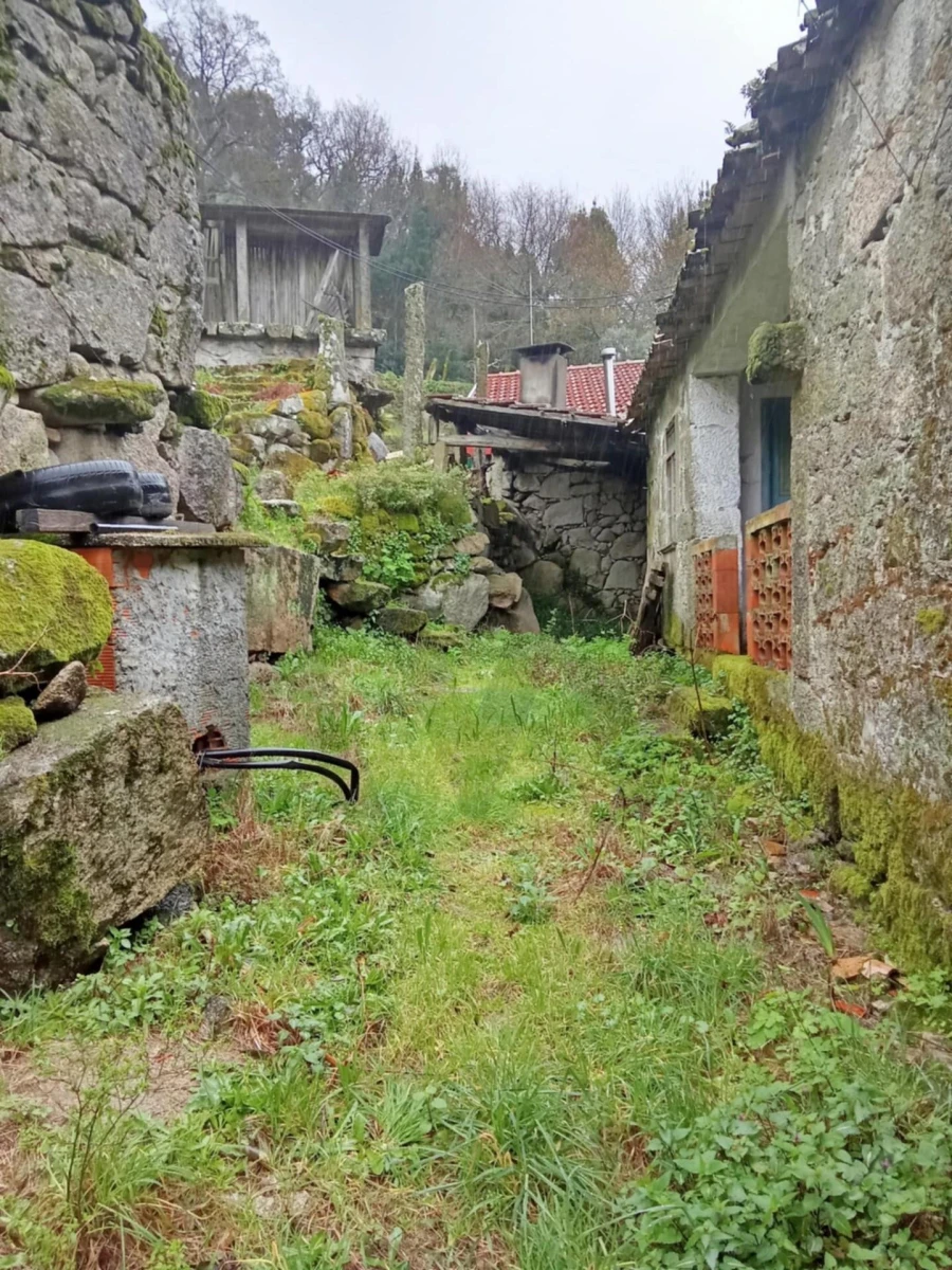 Moradia T4 para Venda em Alcofra Foto 5