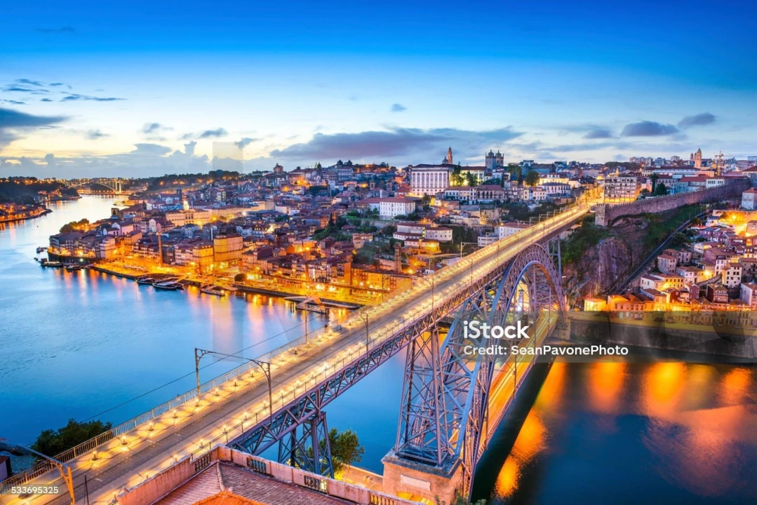 Apartamento T3 para Venda em Ramalde Foto 9