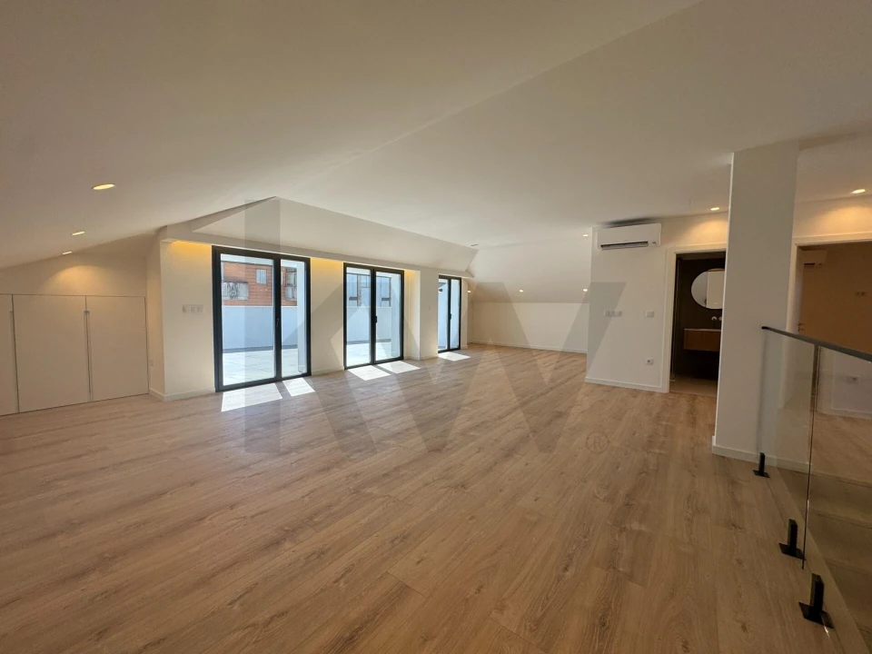 Apartamento T2 para Venda em Viseu Foto 12