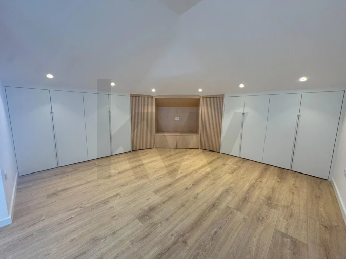Apartamento T2 para Venda em Viseu Foto 14