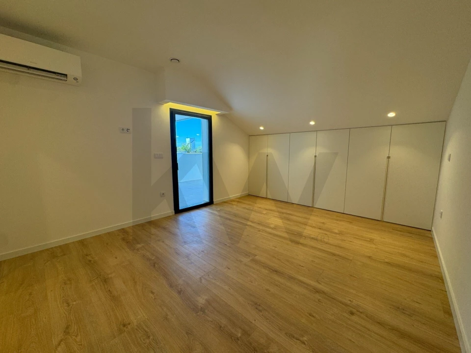Apartamento T2 para Venda em Viseu Foto 17