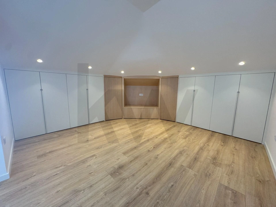 Apartamento T2 para Venda em Viseu Foto 14