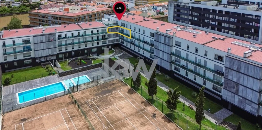 Apartamento T2 para Venda em Ponta Delgada (São Sebastião) Foto 2