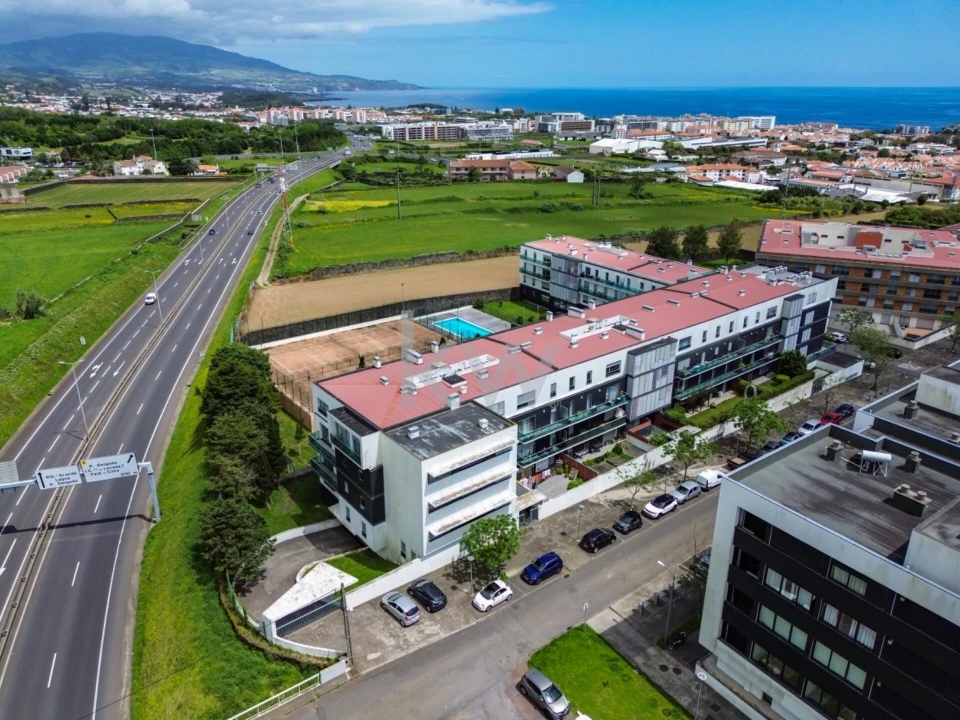 Apartamento T2 para Venda em Ponta Delgada (São Sebastião) Foto 4