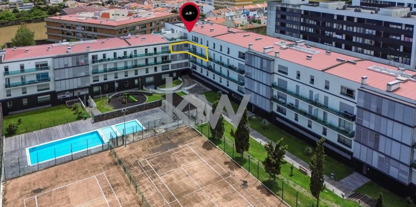 Apartamento T2 para Venda em Ponta Delgada (São Sebastião) Foto 2