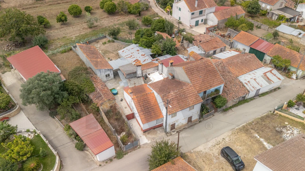 Moradia T3 para Venda em Soure Foto 1