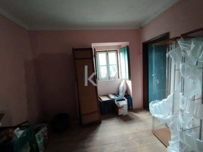 Moradia T2 para Venda em Igreja Nova e Cheleiros Foto 3