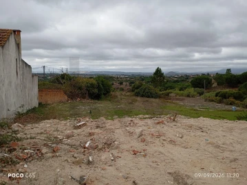 Terreno para Venda em Aveiras de Cima