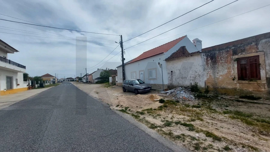 Terreno para Venda em Aveiras de Cima