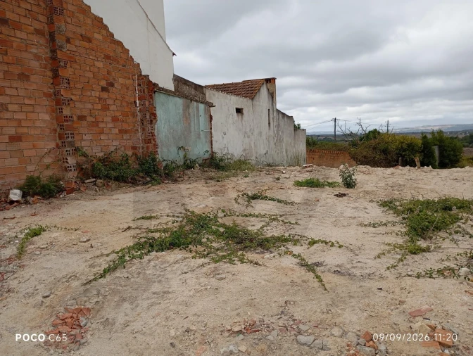 Terreno para Venda em Aveiras de Cima Foto 20