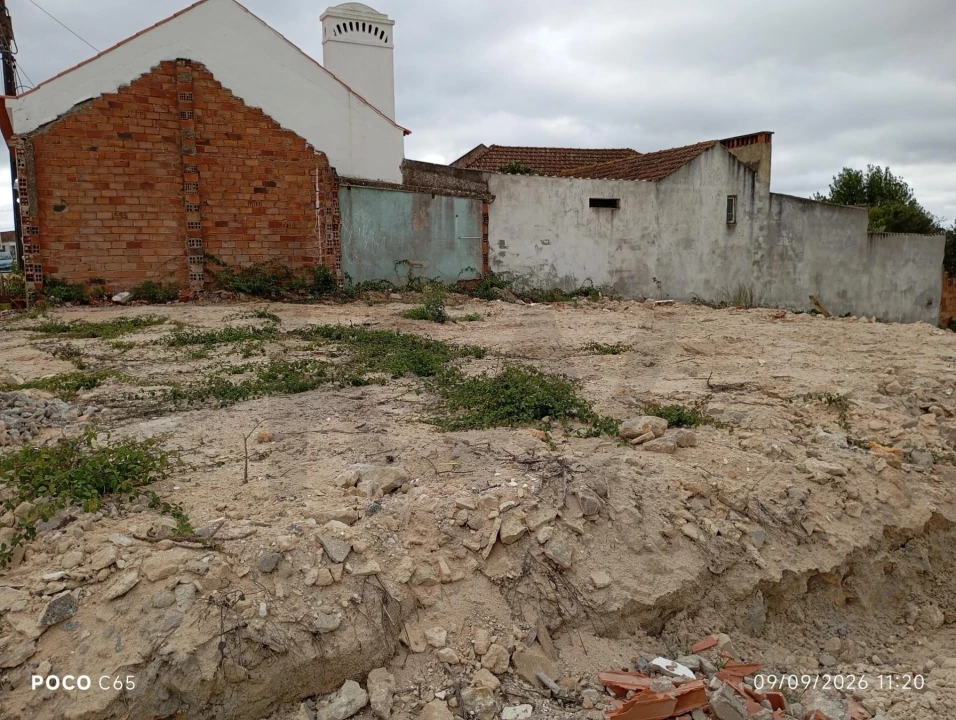 Terreno para Venda em Aveiras de Cima Foto 26