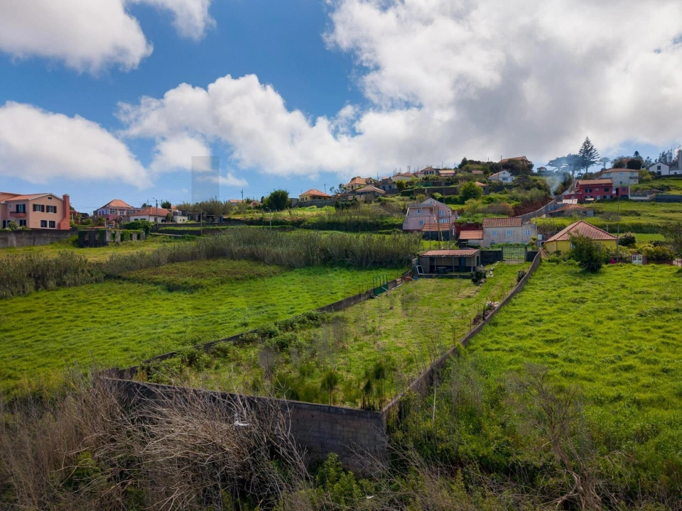 Terreno para Venda em Achadas da Cruz Foto 9
