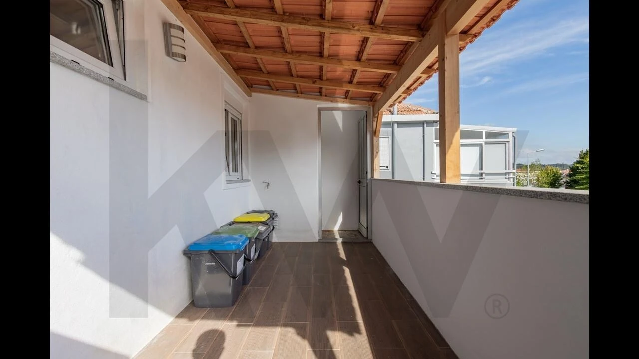 Moradia T3 para Venda em Aguas Santas Foto 31