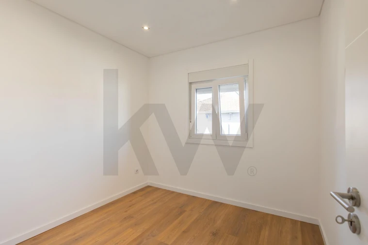 Moradia T3 para Venda em Aguas Santas Foto 15